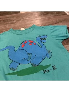 Vintage dinos Chet’s head turners t shirt 80s M